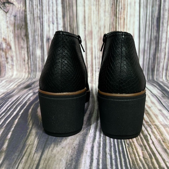 Clarks Mazy Harwich Black Suede Leather Wedge Ankle Booties New Size 7W - Picture 5 of 14